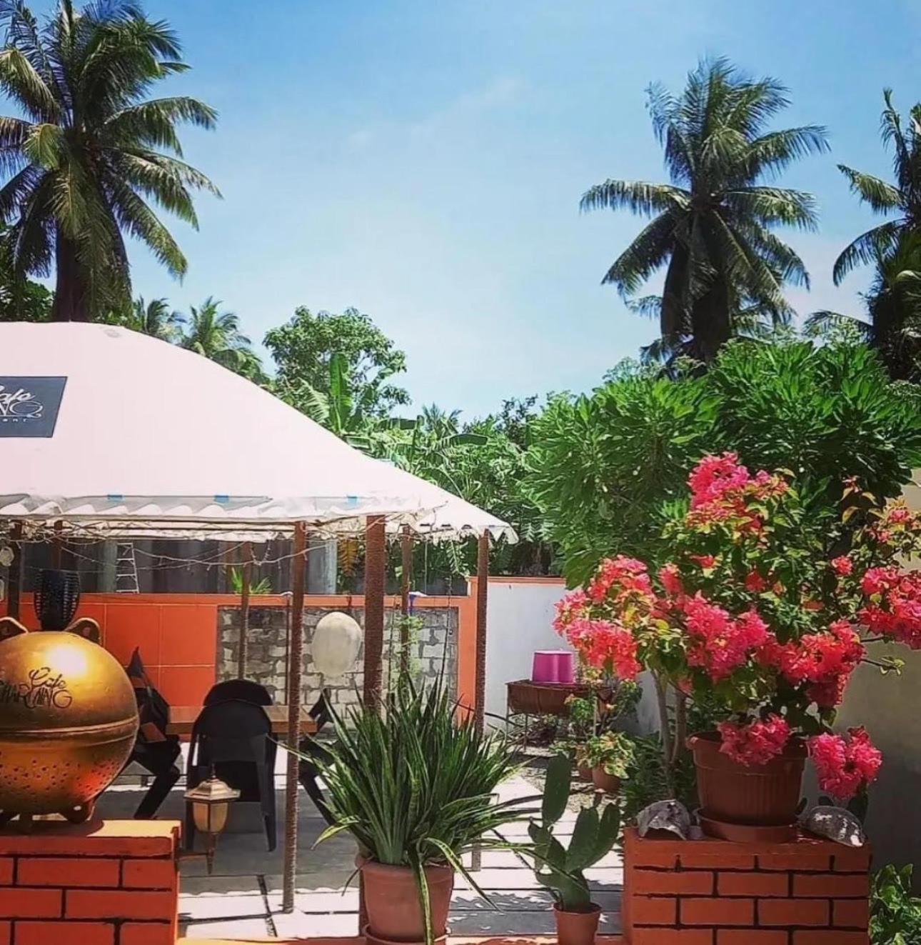 Charming Holiday Lodge- Addu Atoll Meedhoo, Maldives Екстериор снимка