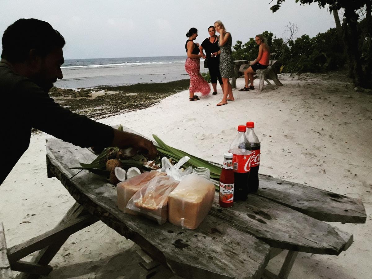 Charming Holiday Lodge- Addu Atoll Meedhoo, Maldives Екстериор снимка