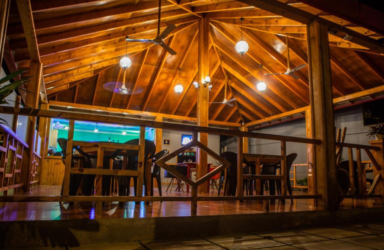 Charming Holiday Lodge- Addu Atoll Meedhoo, Maldives Екстериор снимка